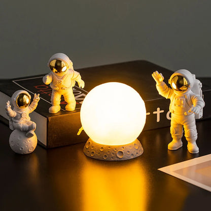 Spaceman Astronaut Ornament Set - Room Decor