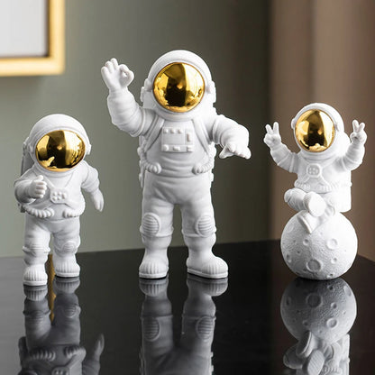 Spaceman Astronaut Ornament Set - Room Decor