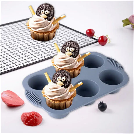 Chefio blue silicone muffin tray with cute cupcake toppers. Bake perfect cupcakes!